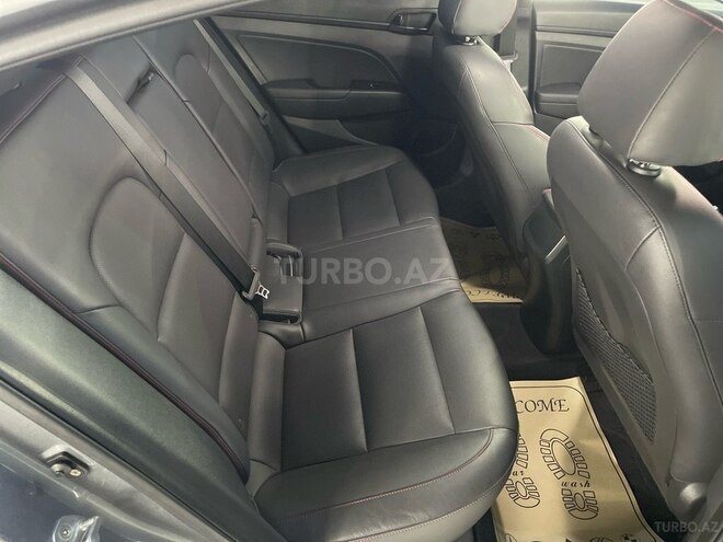 Hyundai Elantra 2018, 75,000 km - 1.6 l - Bakı