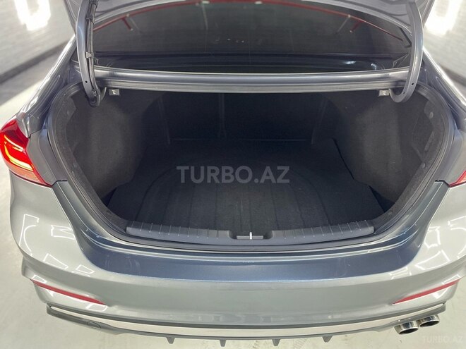 Hyundai Elantra 2018, 75,000 km - 1.6 l - Bakı
