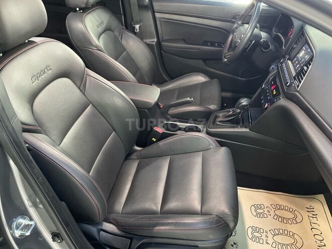Hyundai Elantra 2018, 75,000 km - 1.6 l - Bakı