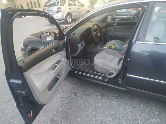 Volkswagen Passat 2002, 236,145 km - 1.8 l - Bakı