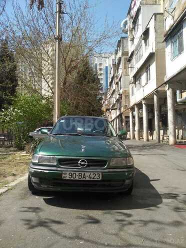Opel Astra 1997, 285,000 km - 1.6 l - Bakı