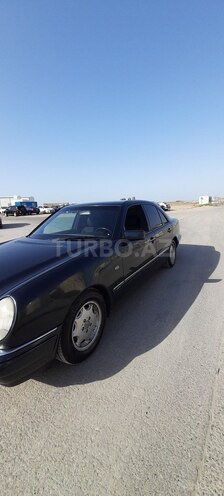 Mercedes E 200 1998, 350,000 km - 2.0 l - Bakı
