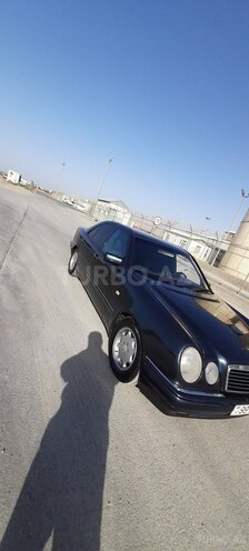 Mercedes E 200 1998, 350,000 km - 2.0 l - Bakı
