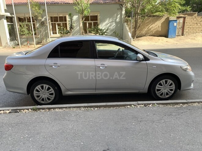 Toyota Corolla 2010, 240,000 km - 1.4 l - Bakı