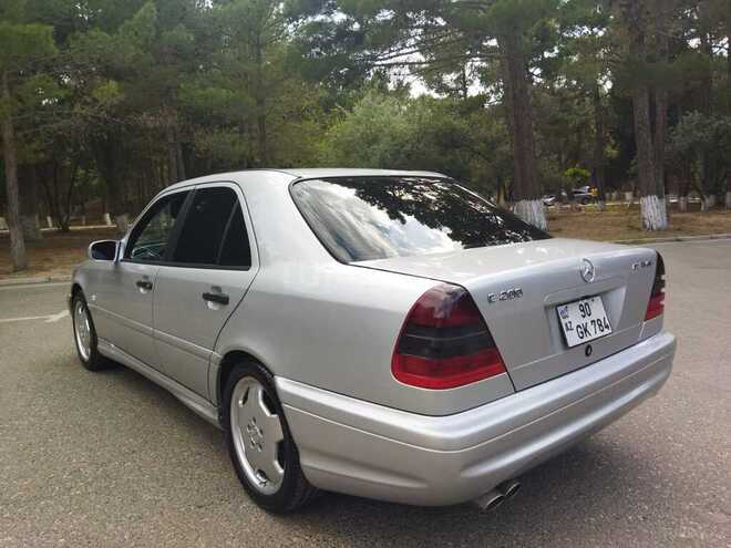 Mercedes C 200 1998, 260,000 km - 2.0 l - Bakı