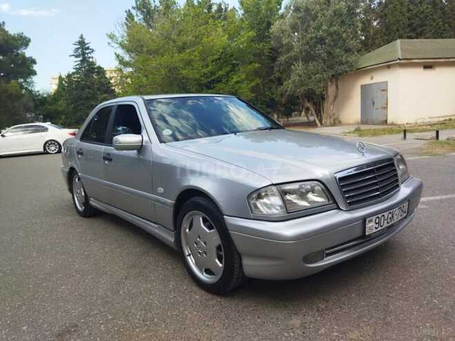 Mercedes C 200 1998, 260,000 km - 2.0 l - Bakı