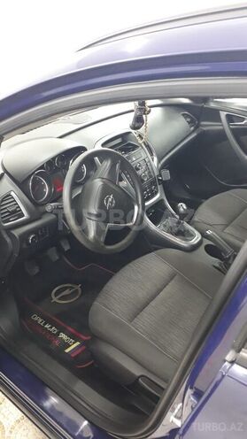 Opel Astra 2012, 290,000 km - 1.3 l - Bakı