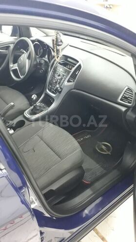 Opel Astra 2012, 290,000 km - 1.3 l - Bakı