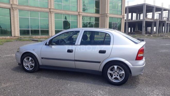 Opel Astra 1999, 323,000 km - 1.8 l - Gəncə