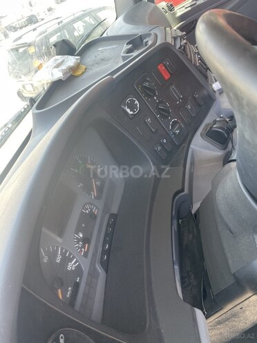 Mercedes Axor 1840 2010, 810,000 km - 12.0 l - Bakı