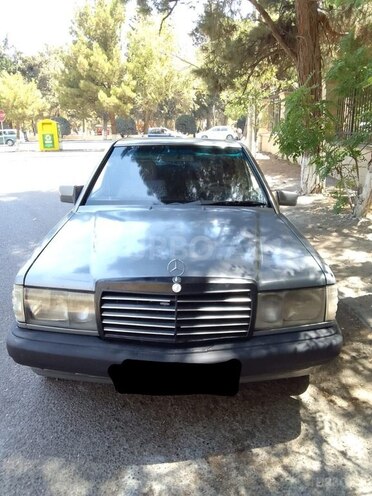 Mercedes 190 1990, 267,543 km - 2.0 l - Sumqayıt