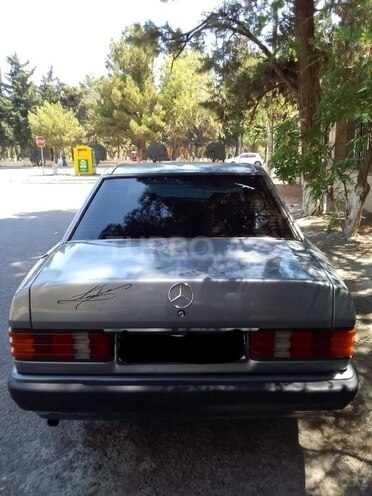 Mercedes 190 1990, 267,543 km - 2.0 l - Sumqayıt