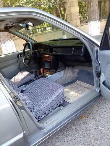 Mercedes 190 1990, 267,543 km - 2.0 l - Sumqayıt