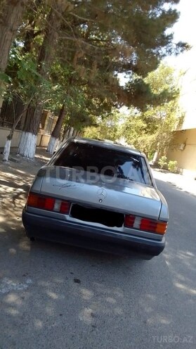Mercedes 190 1990, 267,543 km - 2.0 l - Sumqayıt