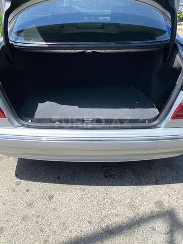 Mercedes E 220 2000, 310,000 km - 2.2 л - Bakı