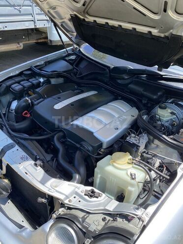 Mercedes E 220 2000, 310,000 km - 2.2 л - Bakı