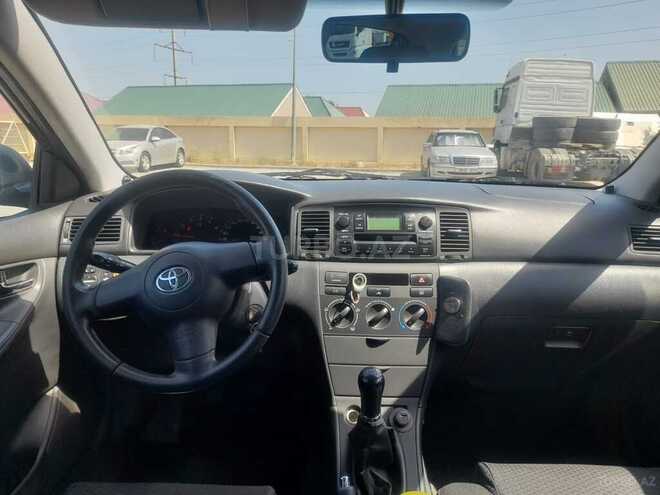 Toyota Corolla 2005, 280,000 km - 1.4 l - Bakı