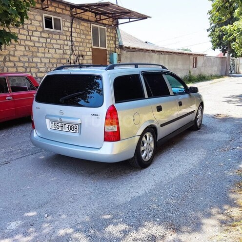 Opel Astra 2001, 180,000 km - 1.6 л - Şəki