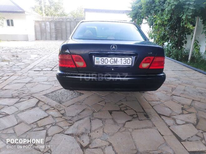 Mercedes E 230 1996, 386,000 km - 2.3 l - Bakı