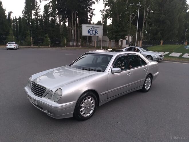 Mercedes E 320 2000, 261,000 km - 3.2 l - Mingəçevir