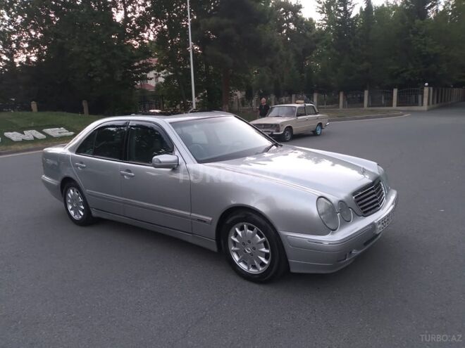 Mercedes E 320 2000, 261,000 km - 3.2 l - Mingəçevir