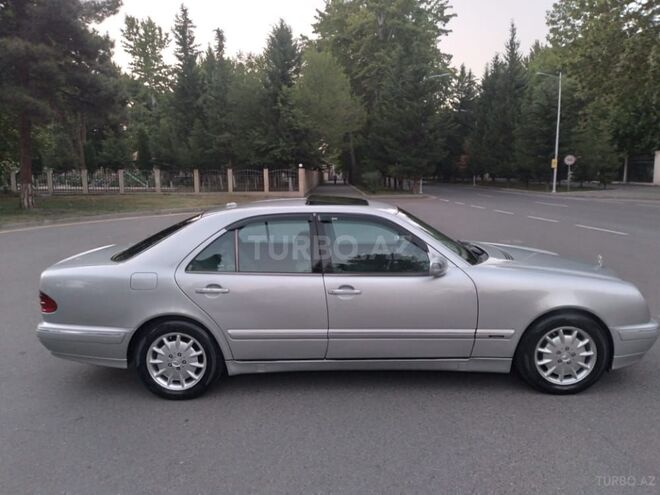 Mercedes E 320 2000, 261,000 km - 3.2 l - Mingəçevir
