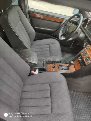 Mercedes E 200 1995, 348,976 km - 2.0 l - Bakı