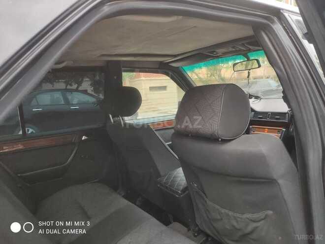 Mercedes E 200 1995, 348,976 km - 2.0 l - Bakı