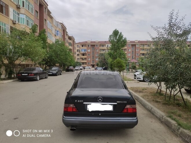 Mercedes E 200 1995, 348,976 km - 2.0 l - Bakı
