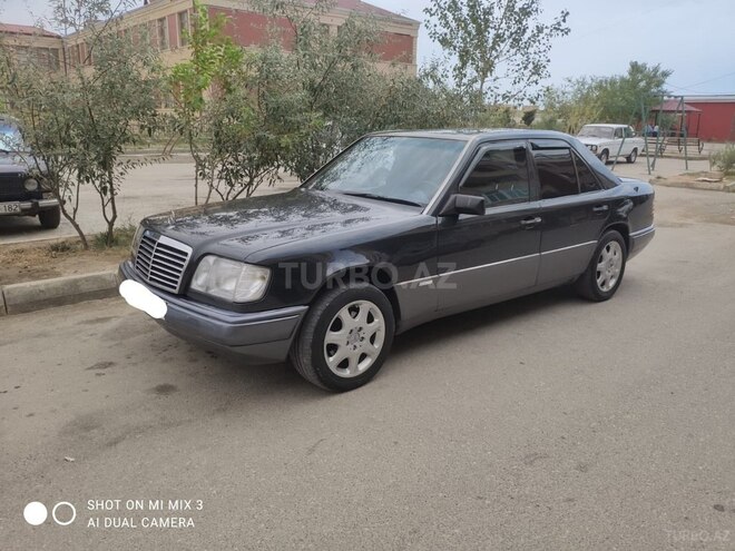 Mercedes E 200 1995, 348,976 km - 2.0 l - Bakı