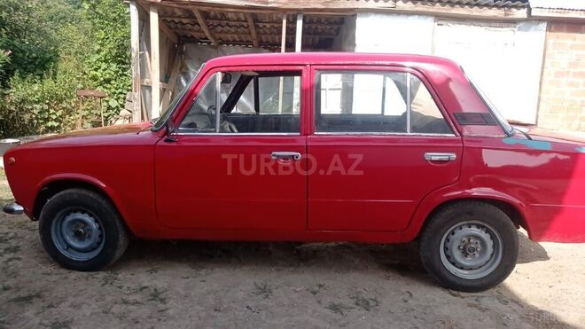 LADA (VAZ) 21011 1979, 280,000 km - 1.6 l - Salyan