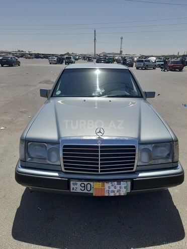 Mercedes E 230 1991, 396,000 km - 2.3 l - Bakı