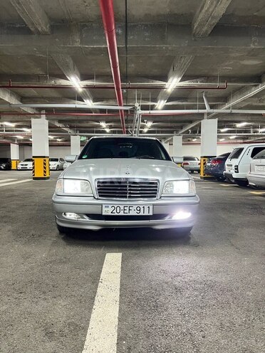 Mercedes C 180 1999, 244,215 km - 1.8 l - Gəncə