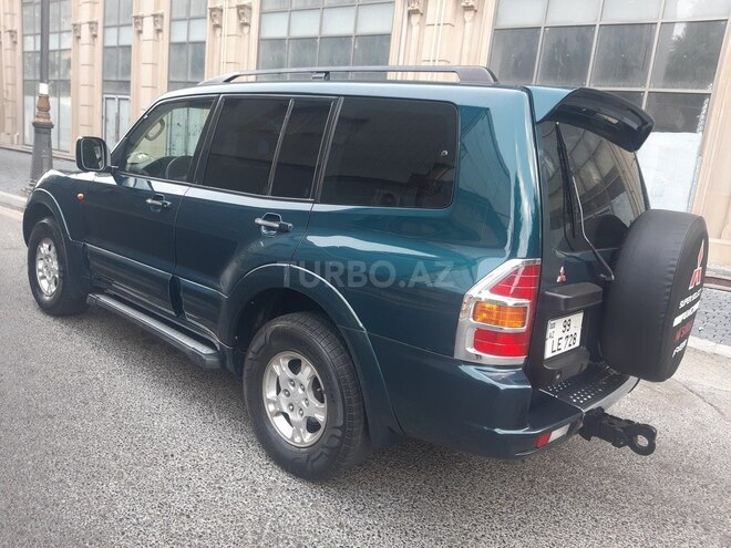Mitsubishi Pajero 2003, 196,000 km - 3.0 l - Bakı