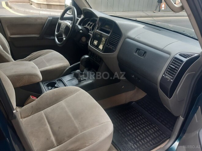 Mitsubishi Pajero 2003, 196,000 km - 3.0 l - Bakı