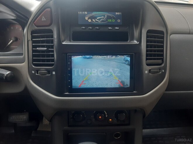 Mitsubishi Pajero 2003, 196,000 km - 3.0 l - Bakı