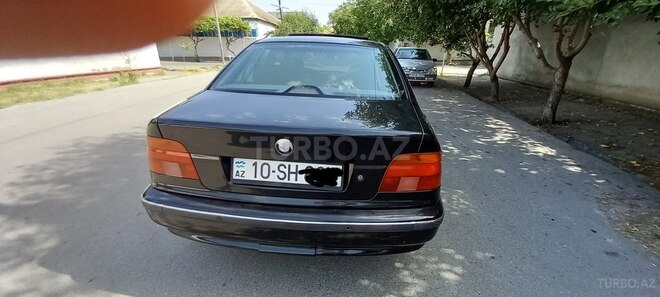 BMW 525 1998, 290,000 km - 2.5 l - Göyçay