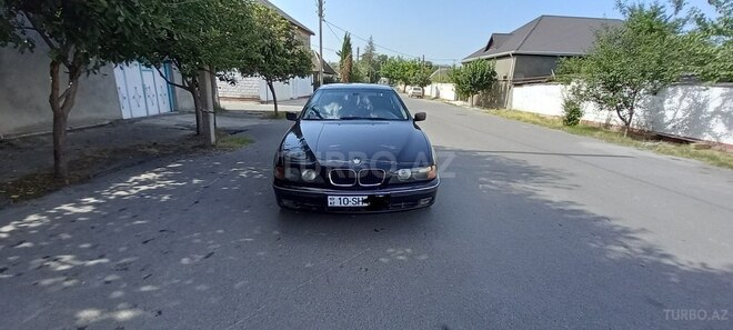 BMW 525 1998, 290,000 km - 2.5 l - Göyçay