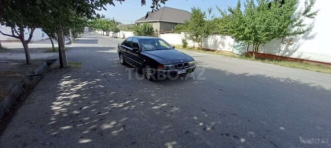 BMW 525 1998, 290,000 km - 2.5 l - Göyçay