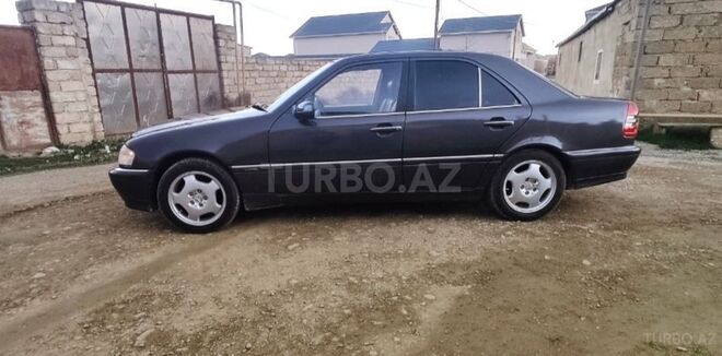 Mercedes C 200 1995, 582,184 km - 2.0 л - Bakı
