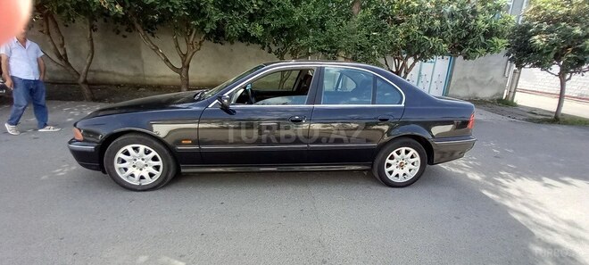 BMW 525 1998, 290,000 km - 2.5 l - Göyçay