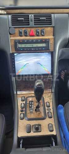 Mercedes E 220 2000, 187,000 km - 2.2 l - Bakı