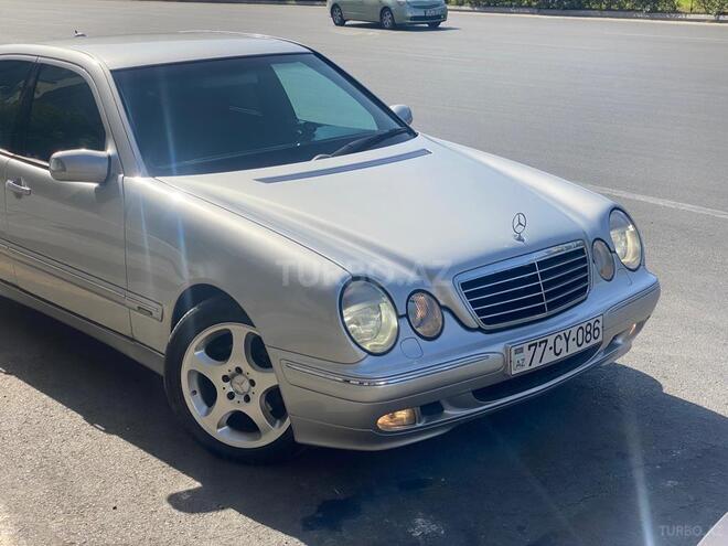 Mercedes E 220 2000, 187,000 km - 2.2 l - Bakı
