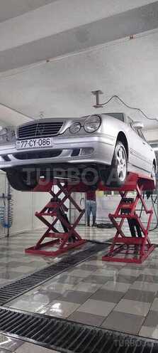 Mercedes E 220 2000, 187,000 km - 2.2 l - Bakı