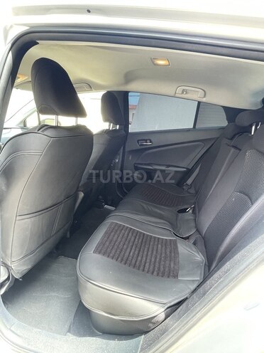 Toyota Prius 2017, 35,000 km - 1.8 l - Bakı