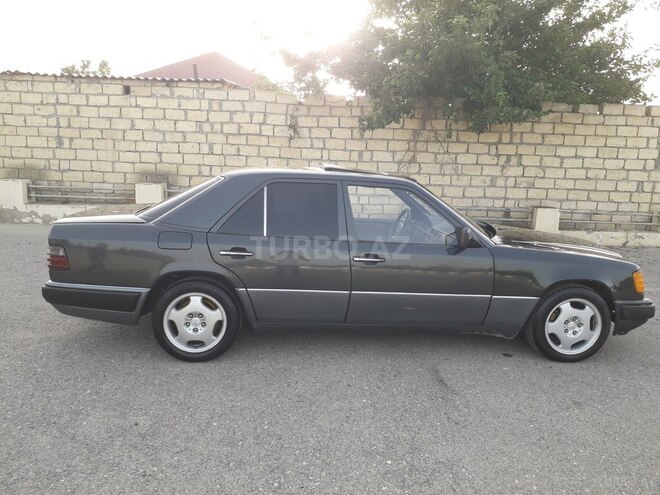 Mercedes E 220 1992, 314,526 km - 2.2 l - Sumqayıt