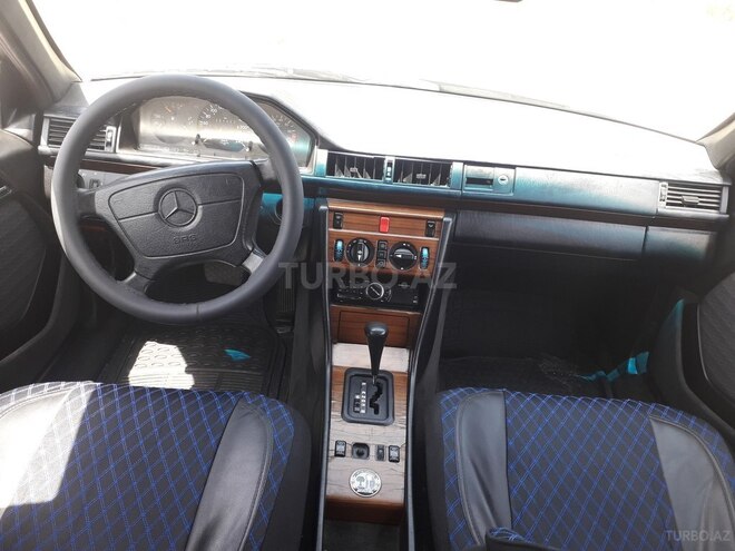 Mercedes E 220 1992, 314,526 km - 2.2 l - Sumqayıt