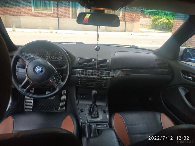 BMW 325 2003, 215,000 km - 2.5 l - Zaqatala