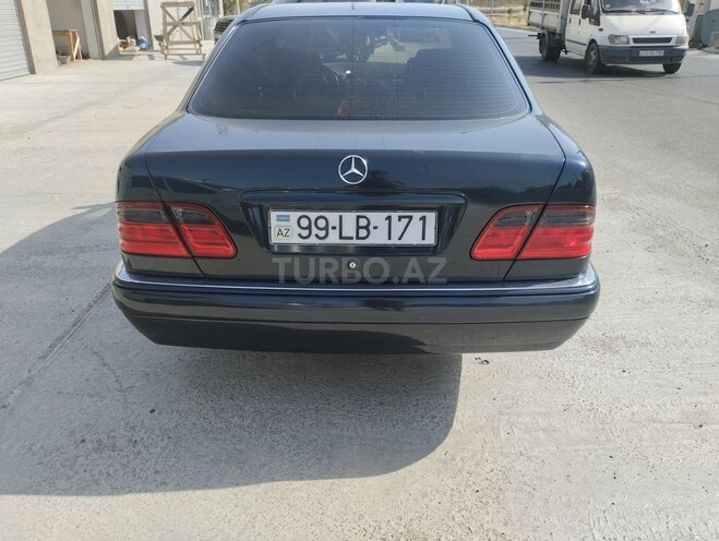 Mercedes E 230 1997, 459,600 km - 2.3 л - Sumqayıt