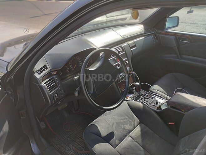 Mercedes E 230 1997, 459,600 km - 2.3 л - Sumqayıt